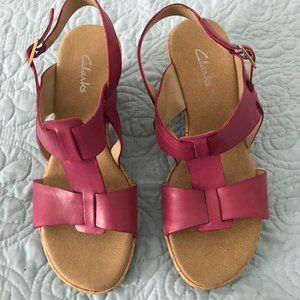 Clarks Fushia Platform Sandals